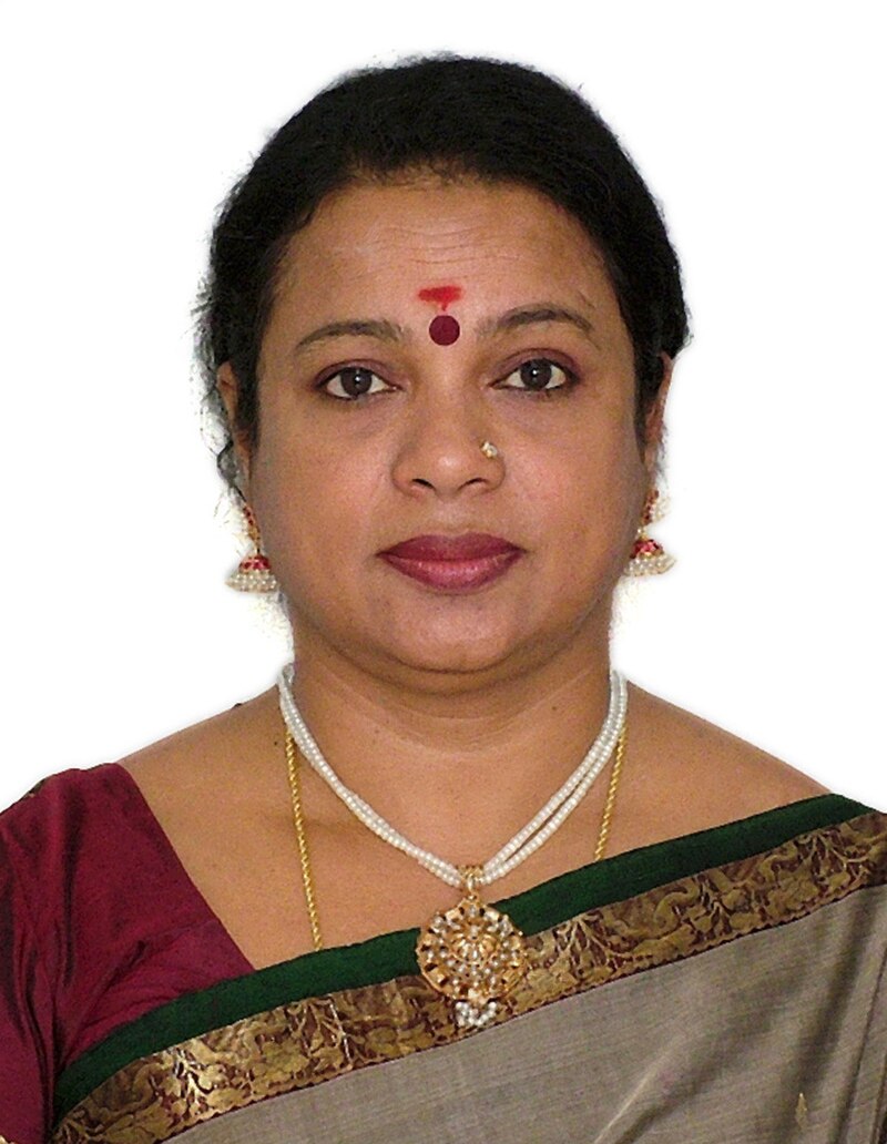 ಡಾ: ಉಮಾಶ್ರೀ